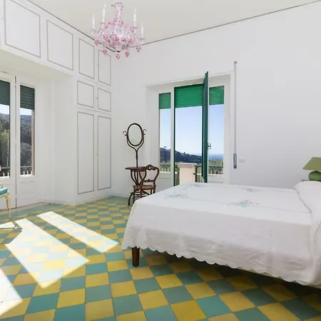 Semesterbostad Casa Fiorita